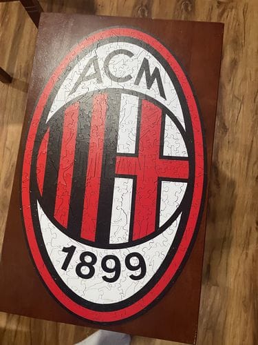 Customer photo review of AC Milan® Logo - Holzpuzzle