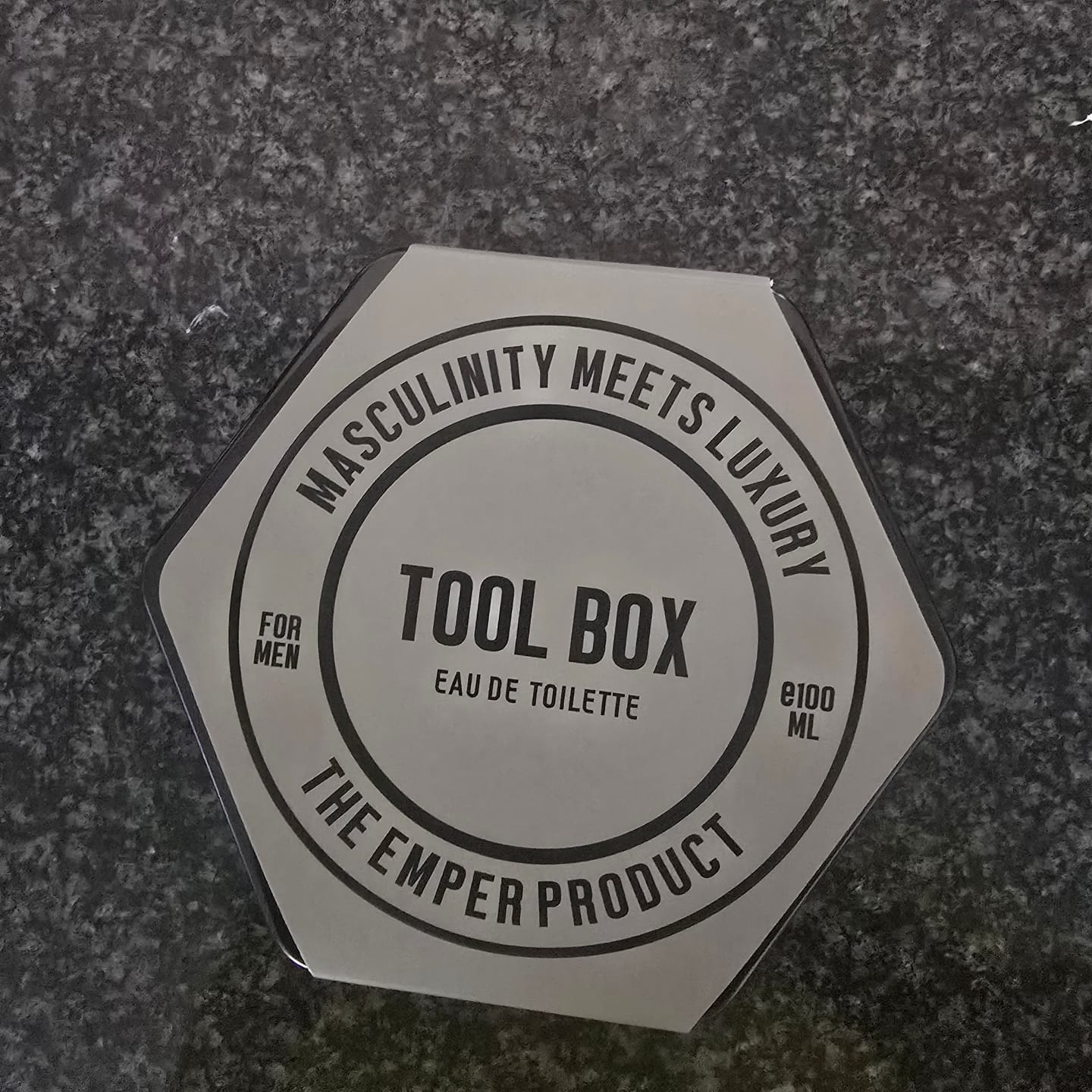 Customer photo review of Tool Box Black Emper Perfumes 100ml