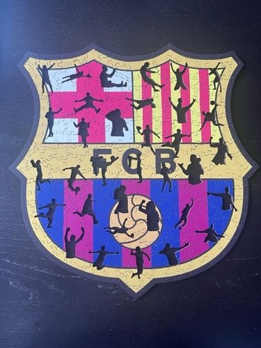Customer photo review of FC Barcelona® Logo - Holzpuzzle