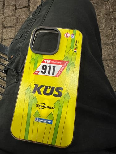 Kundenbewertung mit Foto zu Grello Porsche GT Livery - Individuelle Handyhülle für iPhone
