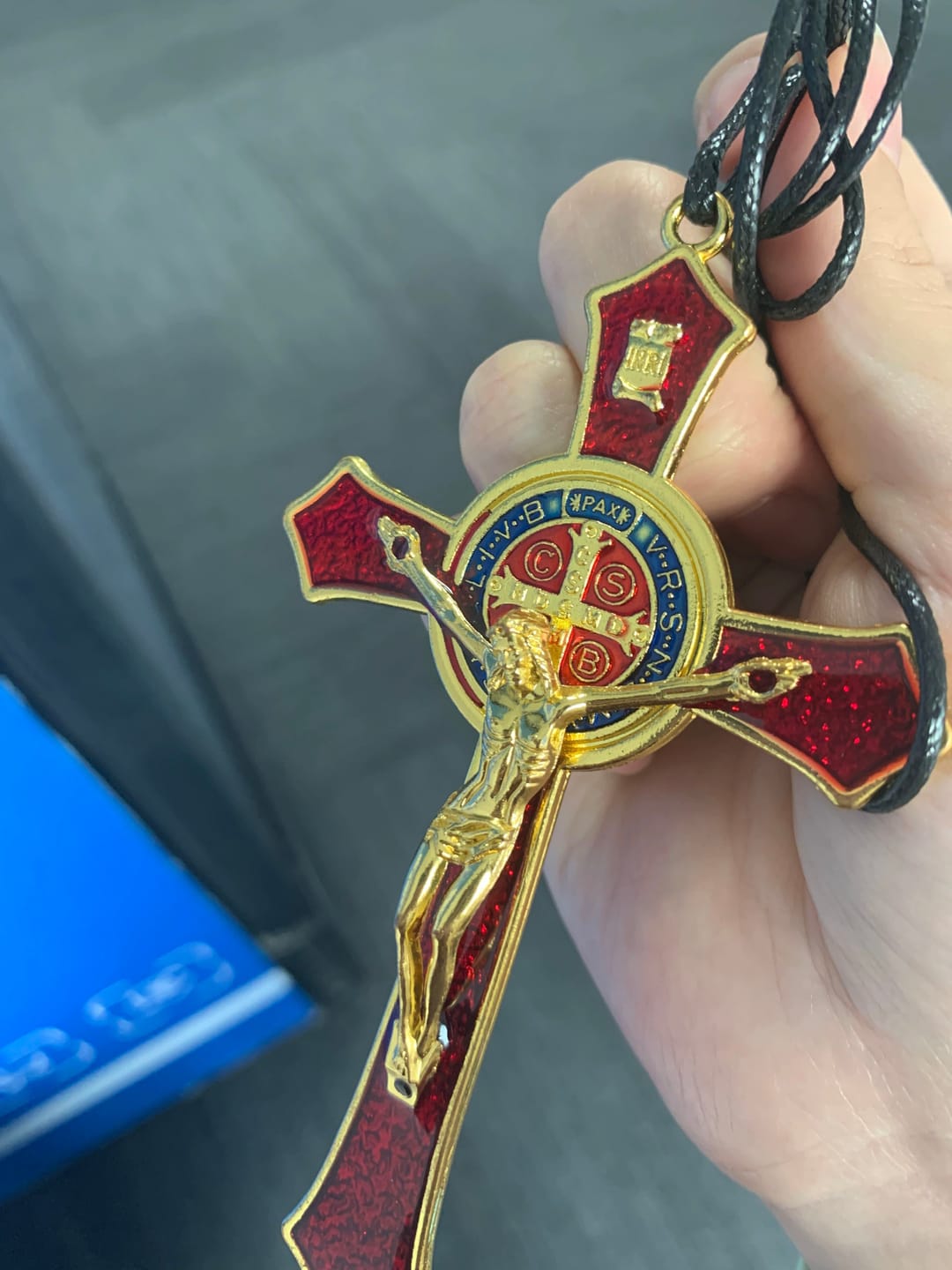 Customer photo review of FREE Today: Classic Style Red/Blue Crafted Crucifix Big Size Pendant Necklace(2 color)