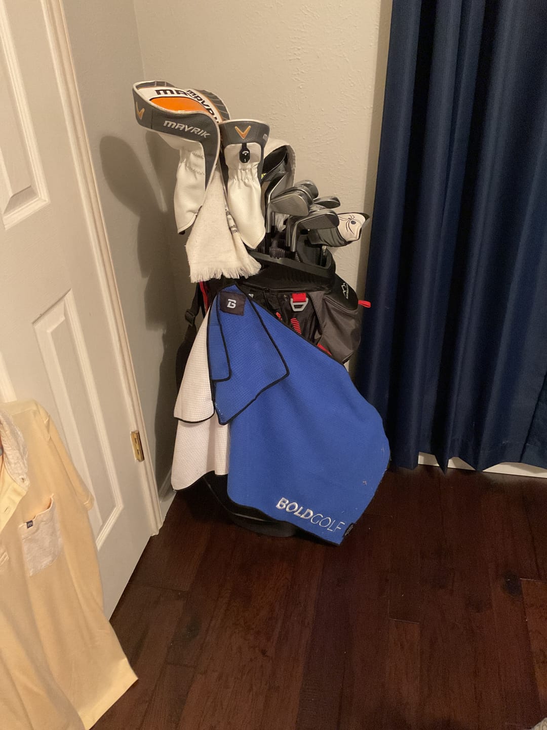 Customer photo review of The Classic - Two-Tone Magnetic Golf Towel Set