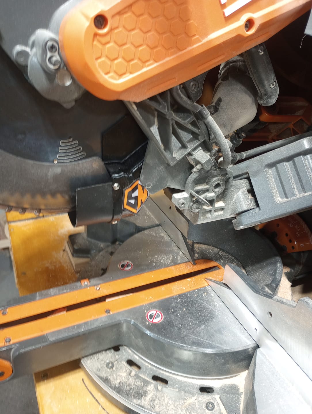 Customer photo review of Ridgid Dual Bevel Miter Saw Dust Collection