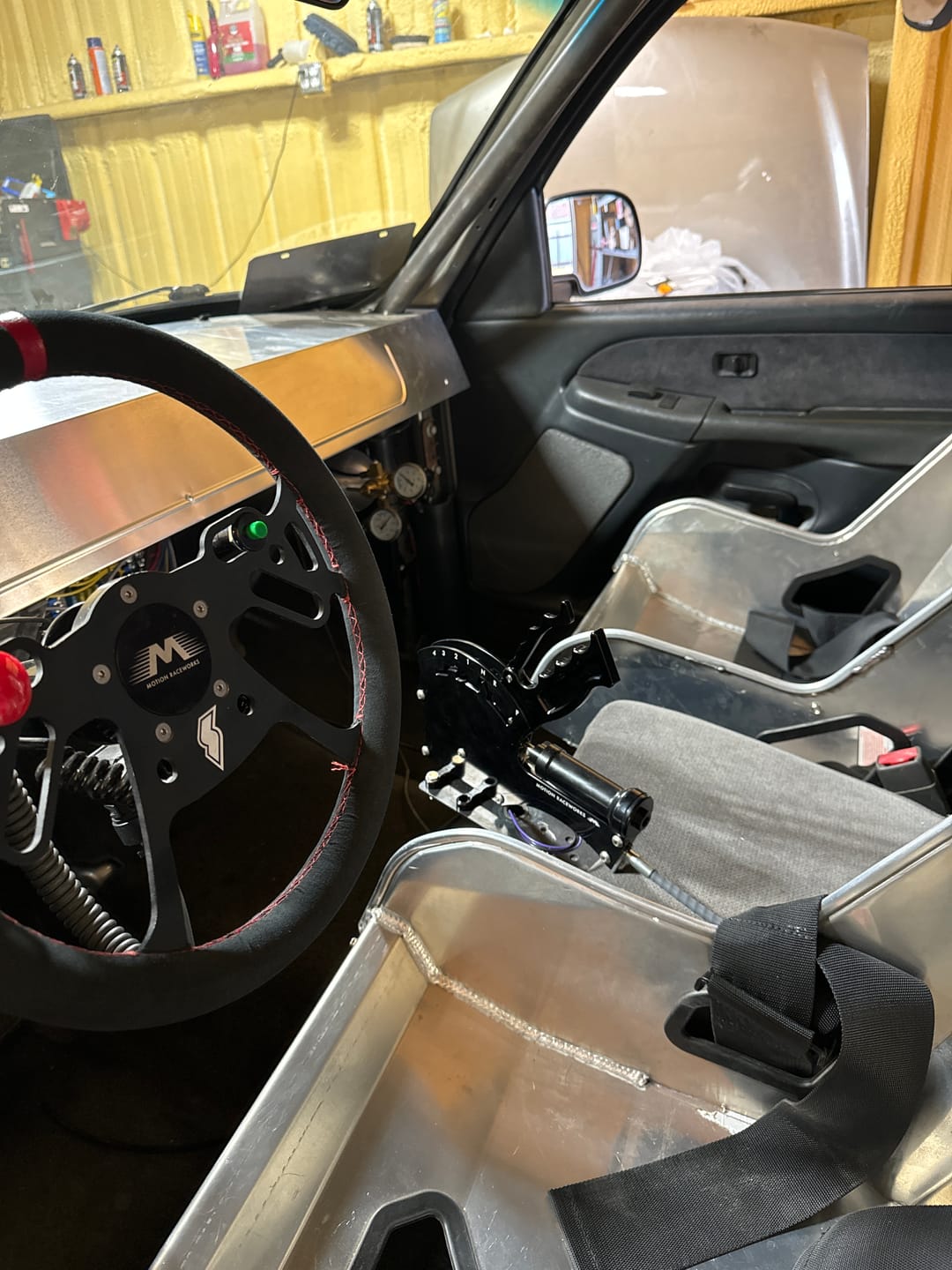 Customer photo review of 4L80E 4 Speed Reverse Pattern Operator Series Billet Shifter Rear Exit
