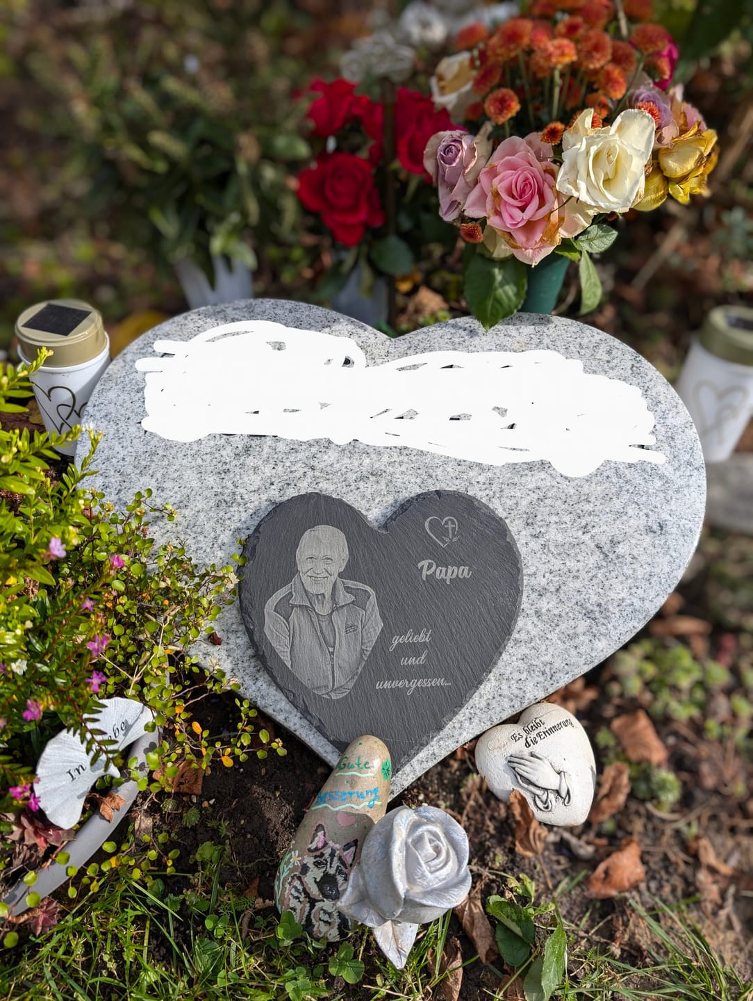 Customer photo review of Unvergessen - Personalisiertes Schieferherz für geliebte Verstorbene zum Andenken