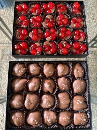 Customer photo review of Creme Brûlée Gourmet Chocolate Bar