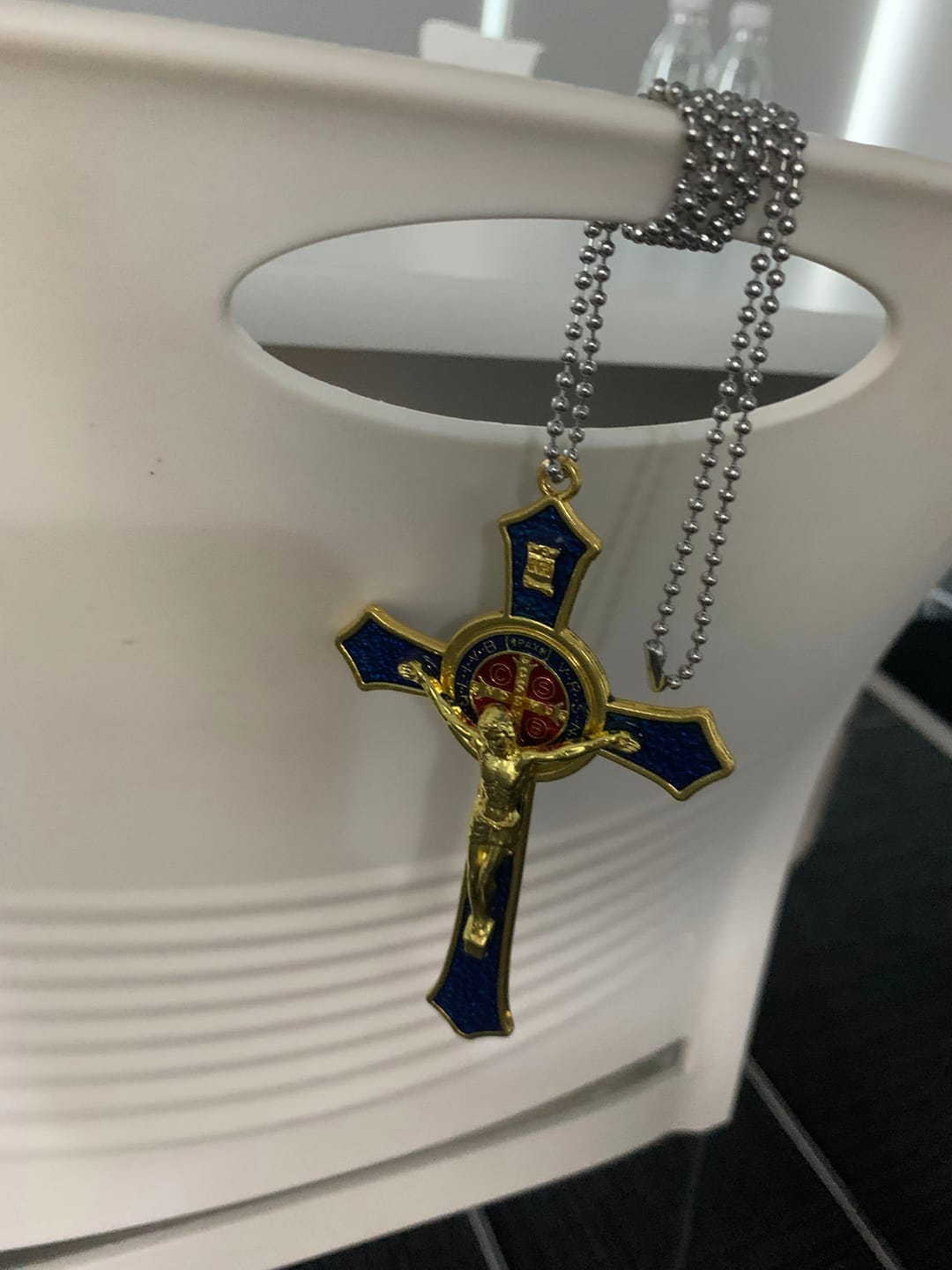 Customer photo review of FREE Today: Classic Style Red/Blue Crafted Crucifix Big Size Pendant Necklace(2 color)