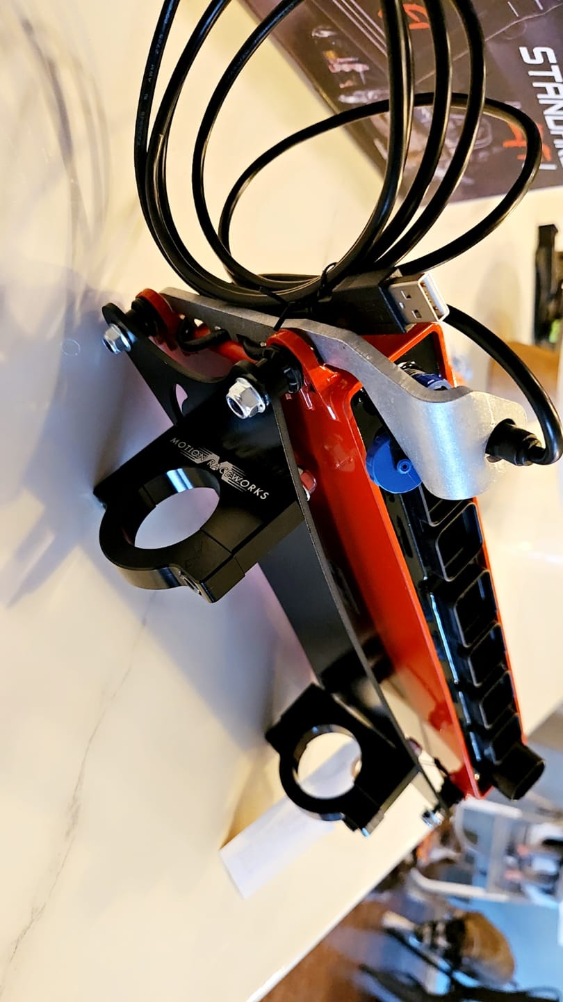 Customer photo review of Holley EFI Dominator ECU Roll Bar Mount for Holley #554-114 18-10010