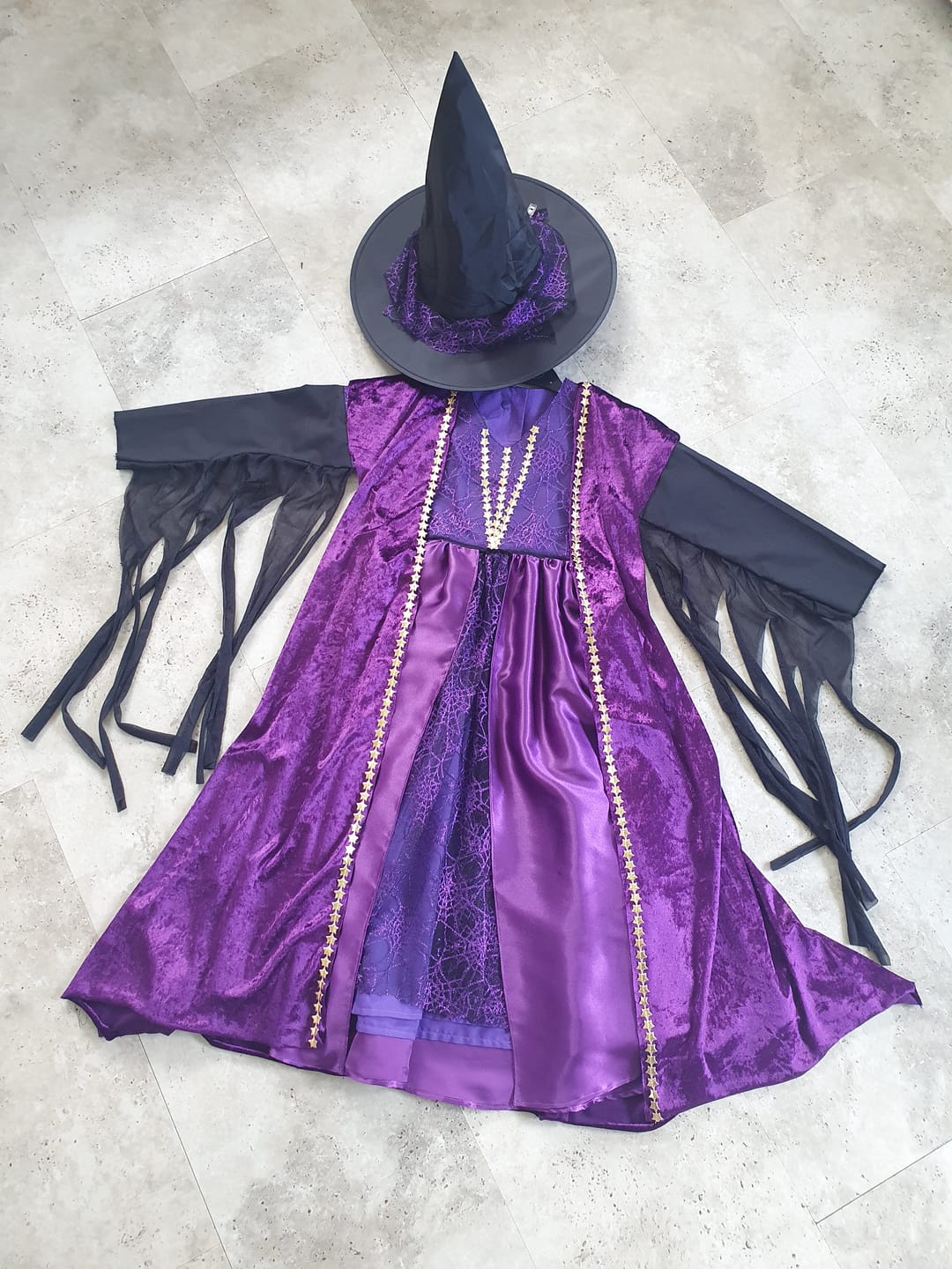 Customer photo review of Spider Web Net Fabric