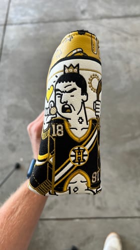 Customer photo review of Royal Happy Putter Headcover