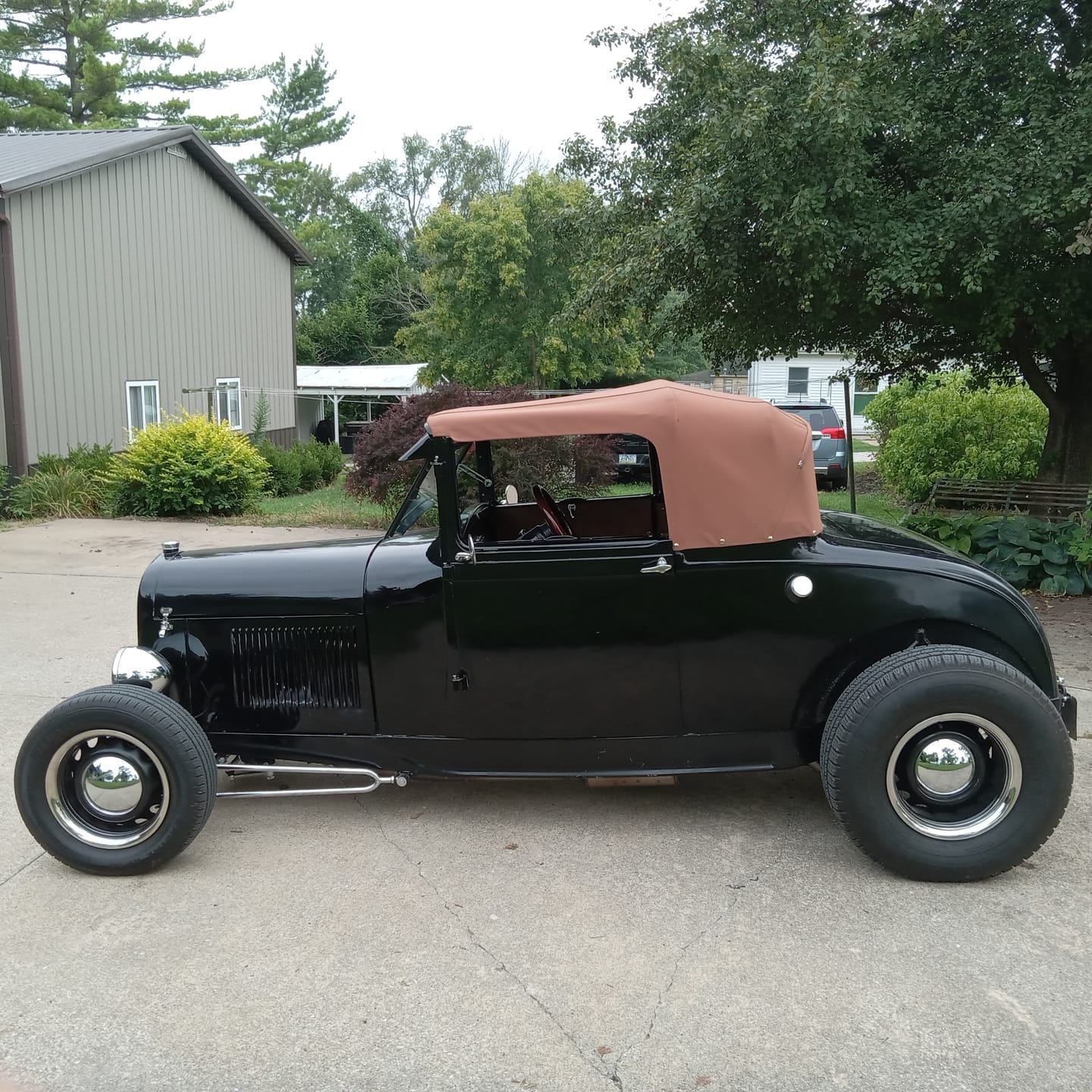 Customer photo review of Hotrod OBS Truck BoxerFink Shirt