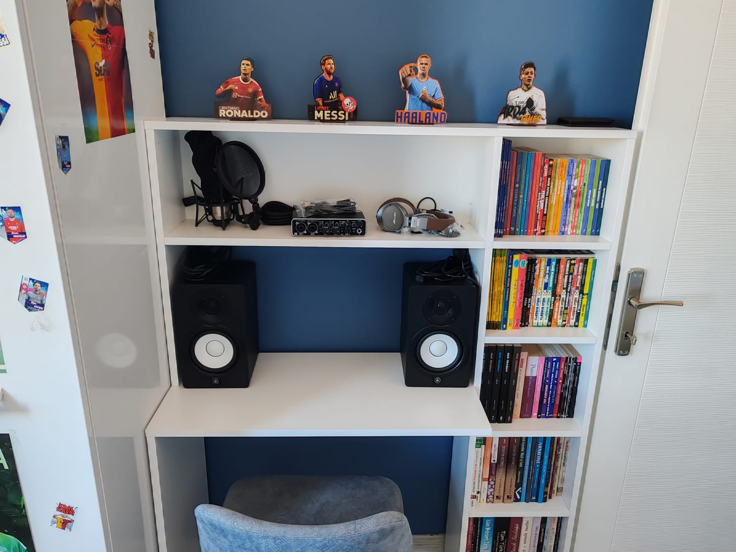 Customer photo review of Rani HA104 Kitaplıklı Raflı Bilgisayar Çalışma Masası Beyaz