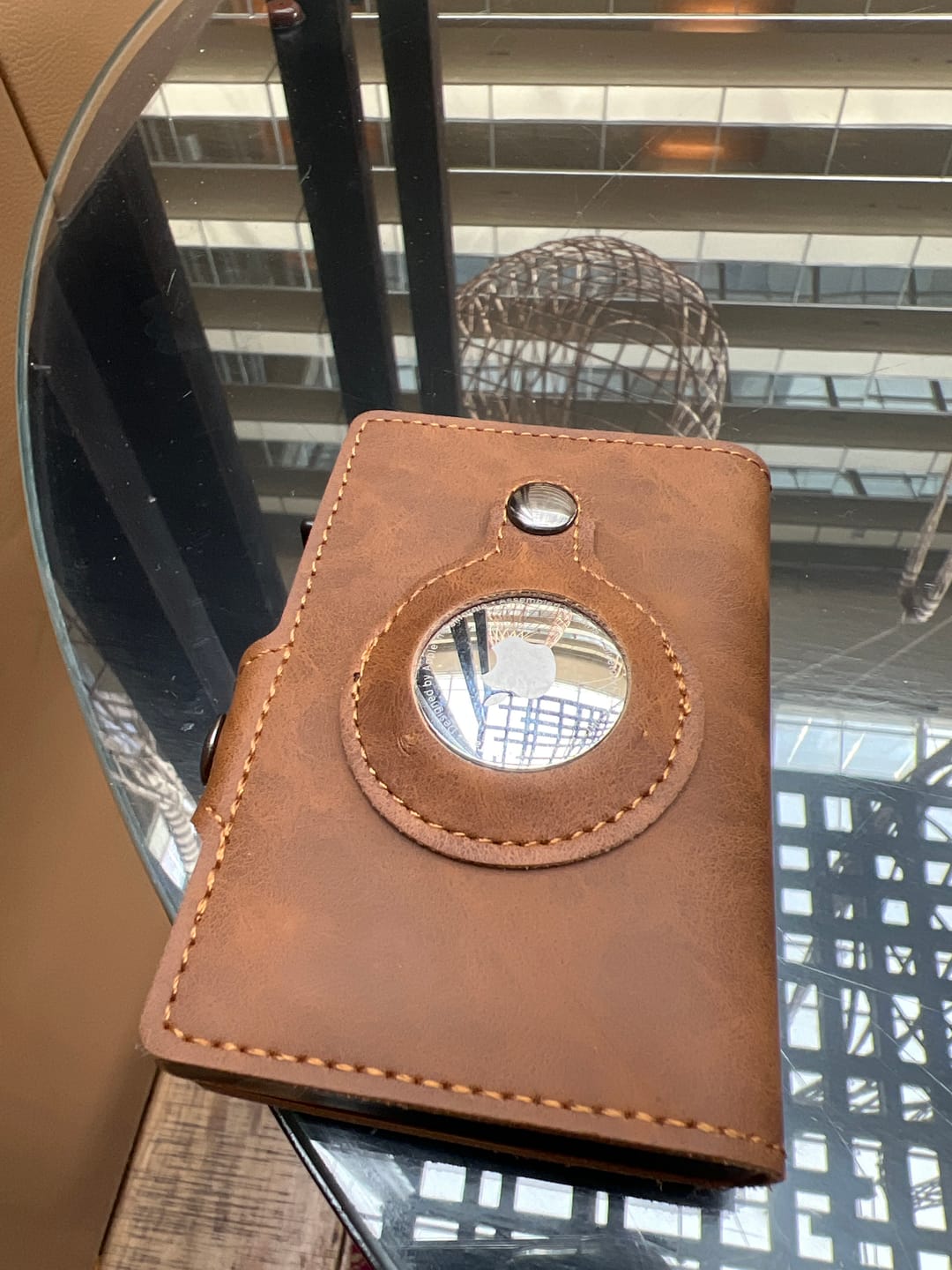 Customer photo review of Billetera Modelo AirTag
