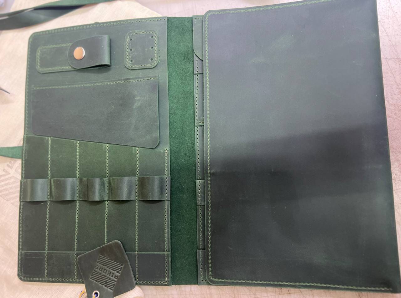 Customer photo review of Crochet Hook Case