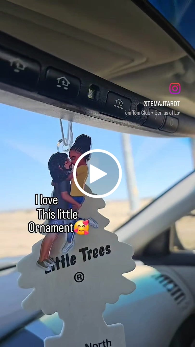Customer video review of Doll Couple Kissing Hugging  Personalized Ornament