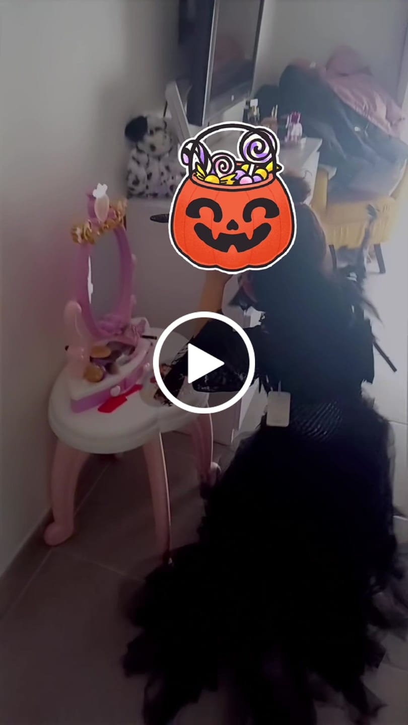 Customer video review of Fille Maléfique TuTu Robe Cosplay Costume Halloween