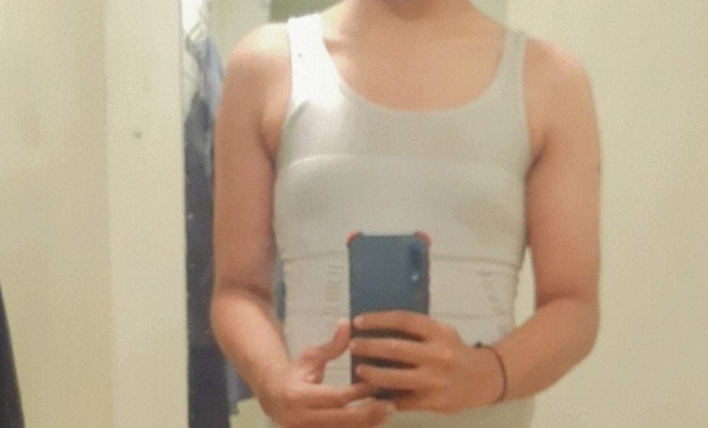 Customer photo review of Men Slimming Body Shaper