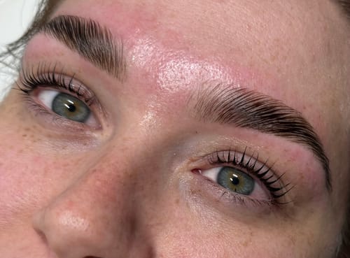Customer photo review of Deluxe Lash & Brow Balm
