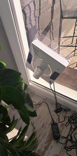 Customer photo review of Liectroux YW509 langų valymo robotas
