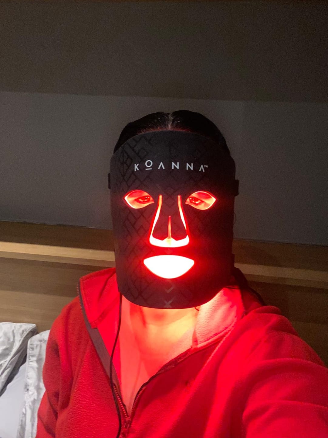 Customer photo review of Koanna® MultiGlo™ LED Light Therapy Mask