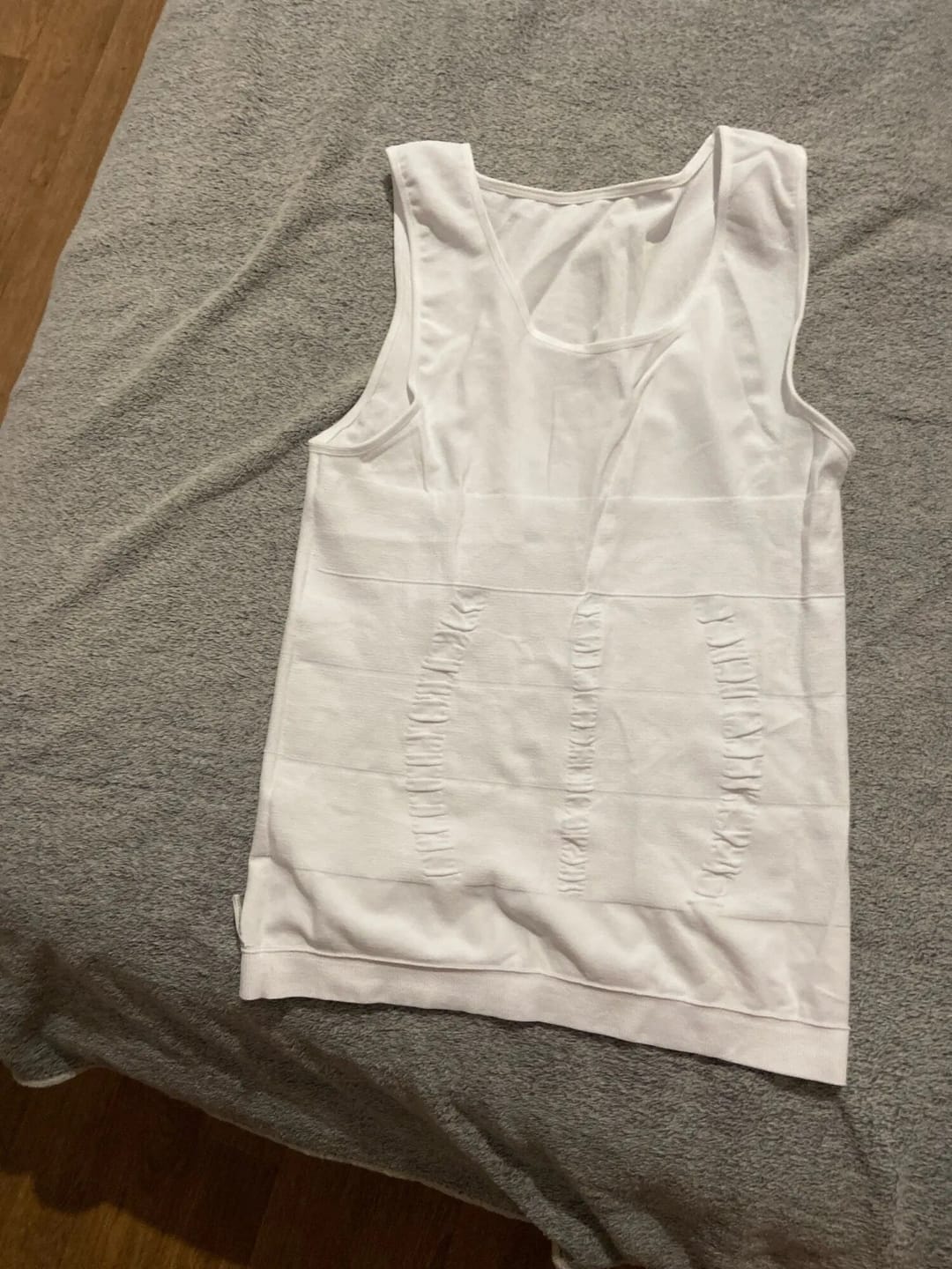 Customer photo review of Men Slimming Body Shaper