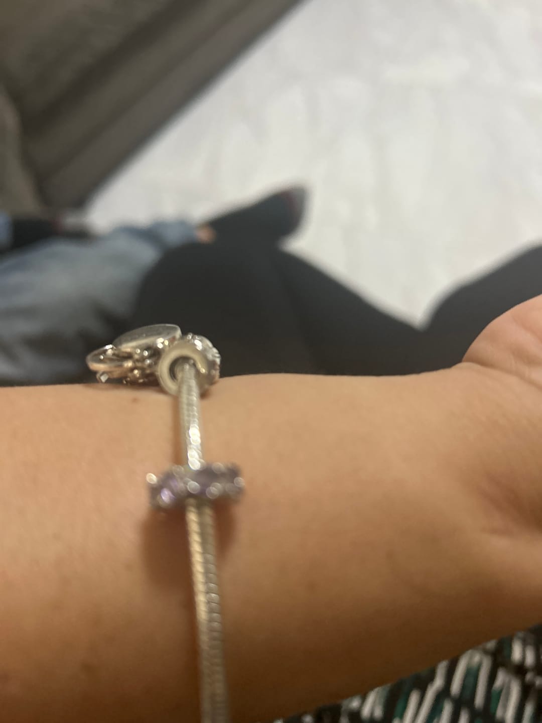 Customer photo review of Charm Abalorio de Amatista