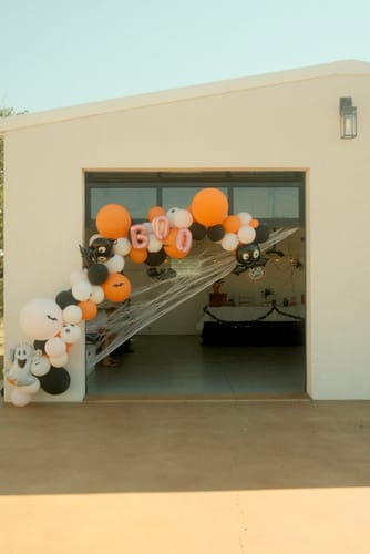 Customer photo review of Ghouls Just Wanna Have Fun Halloween Balloon Garland Kit