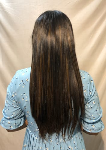 Customer photo review of Volume Aura Ear-to-Ear Classic Extensions