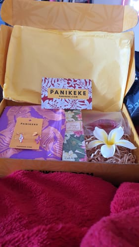 Customer photo review of NASIO PANIKEKE GIFT BOX
