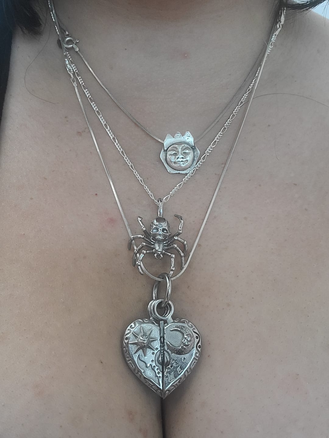 Customer photo review of SPIDER SKULL PENDANT