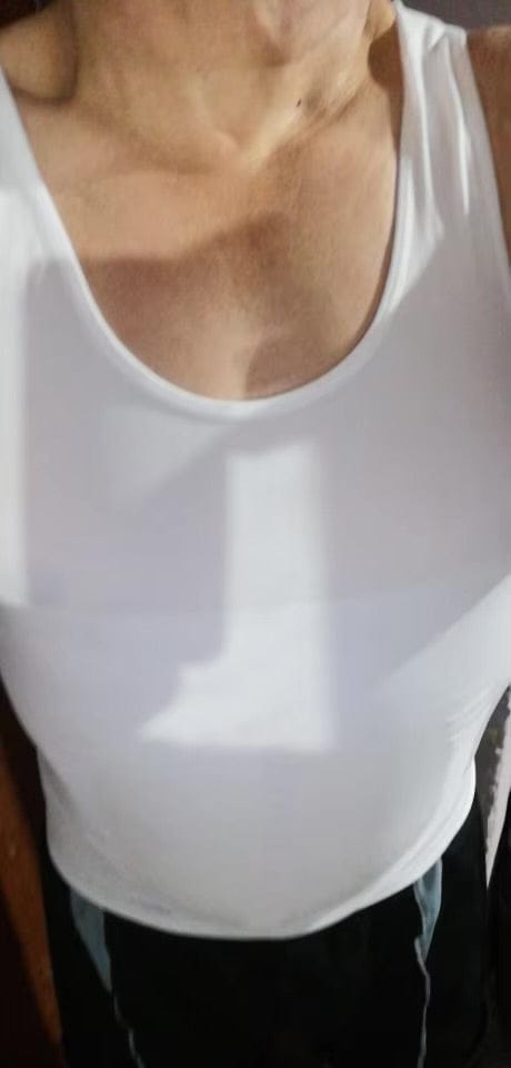Customer photo review of Men Slimming Body Shaper