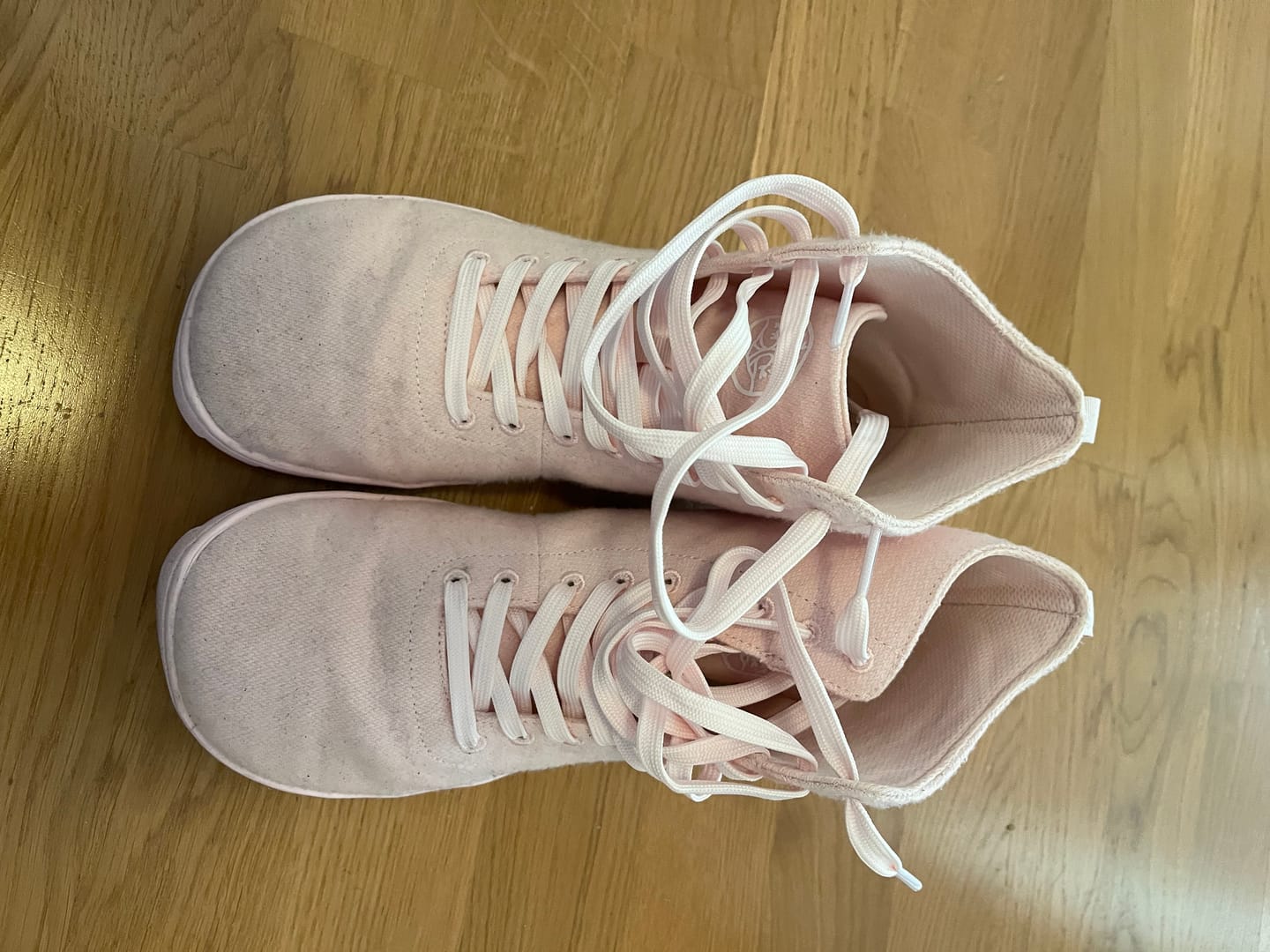 Customer photo review of Vaistoa Tunto -paljasjalkatennarit