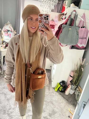 Customer photo review of Ribbed Leggings - Olive