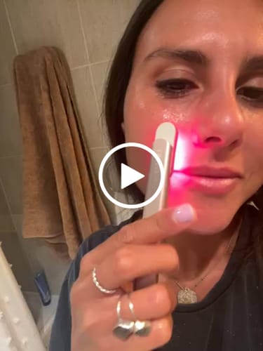 Customer video review of Varita Infinite Glow & Serum Activador