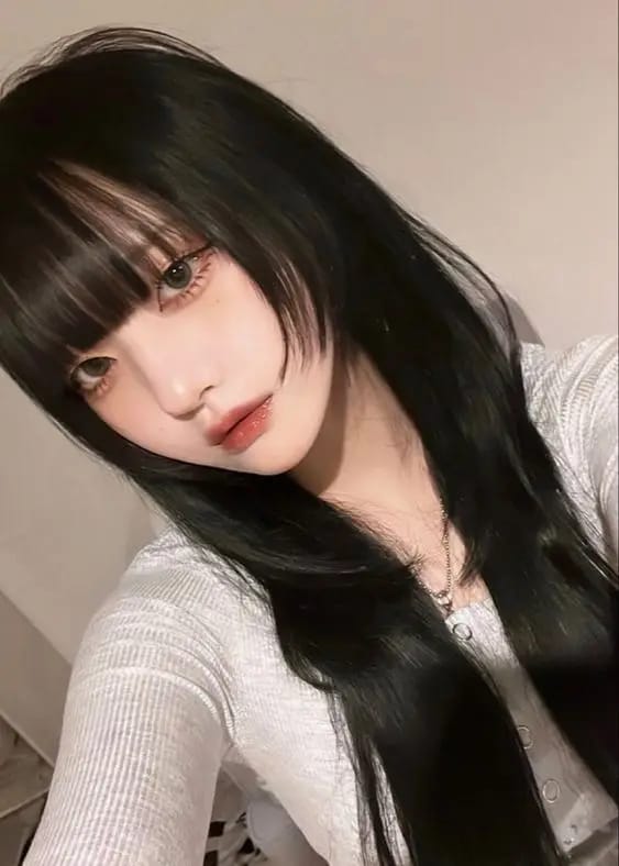 Customer photo review of Signature Syn Halo Hair Extensions Buy 1 Get 1 Free