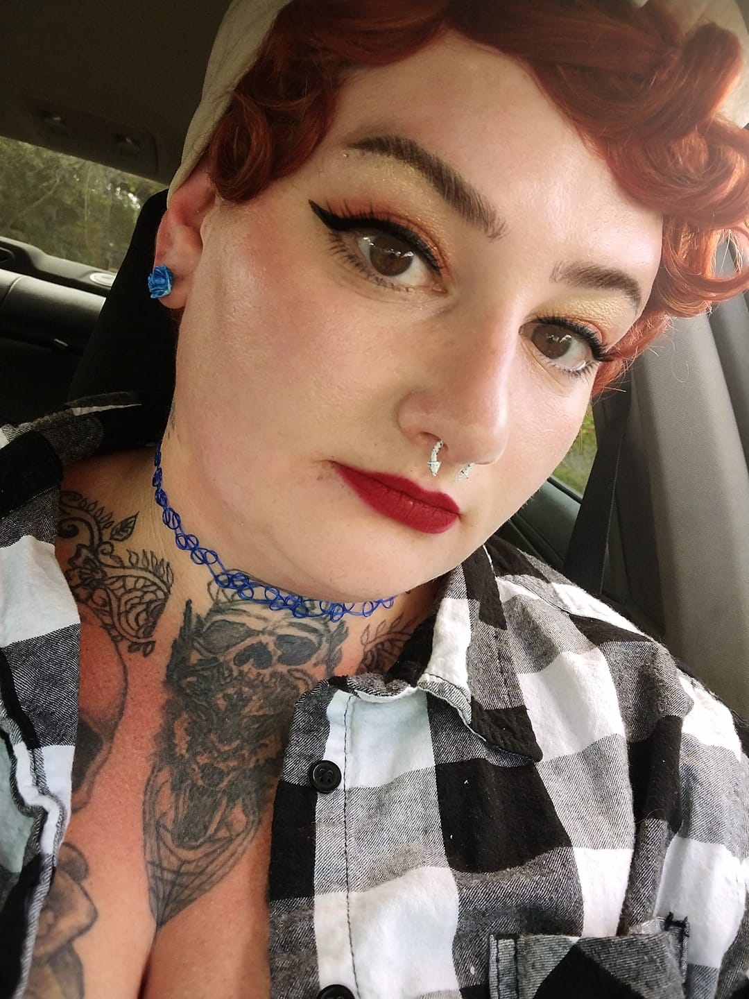 Customer photo review of Sensationnel Synthetic Dashly Full Wig - UNIT 1