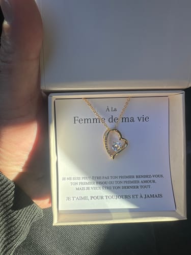 Customer photo review of Collier Amour Éternel - À la femme de ma vie - Je t'aime, pour toujours...