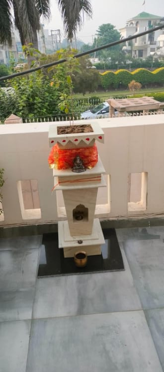 Customer photo review of Marble Tulsi Pot, Katni Green - Handicraft Bazaar