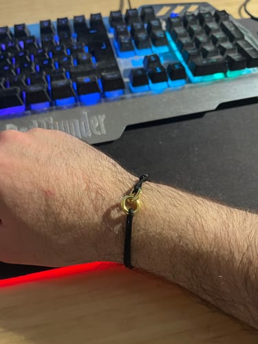 Customer photo review of Element Bracelet - Gold