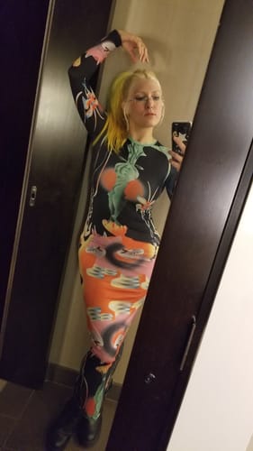 Customer photo review of Long sleeve contrast abstract print round neck midi dress