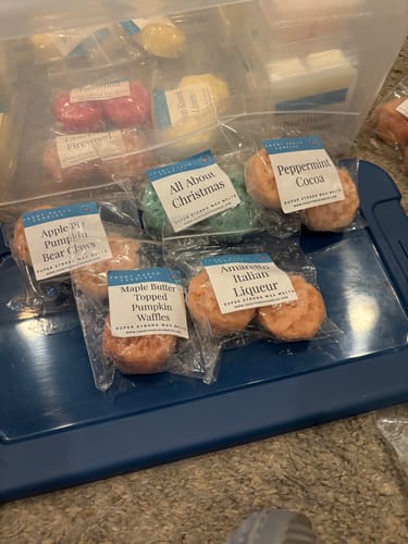 Customer photo review of Maple Butter Topped Pumpkin Waffles Grubby Wax Melts- You Pick Size & Strength