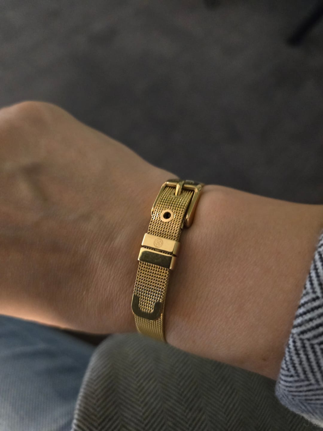 Customer photo review of Mesh bracelet gold
