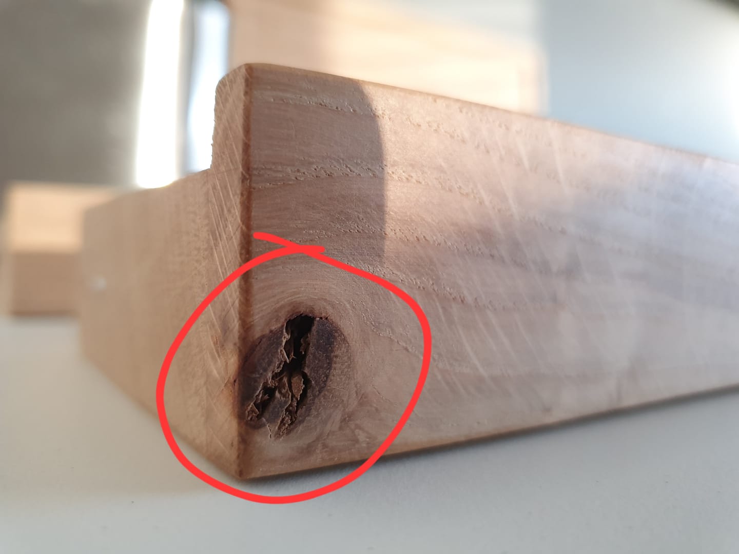 Customer photo review of Wandregal Holz Eiche FIERS mit Kante
