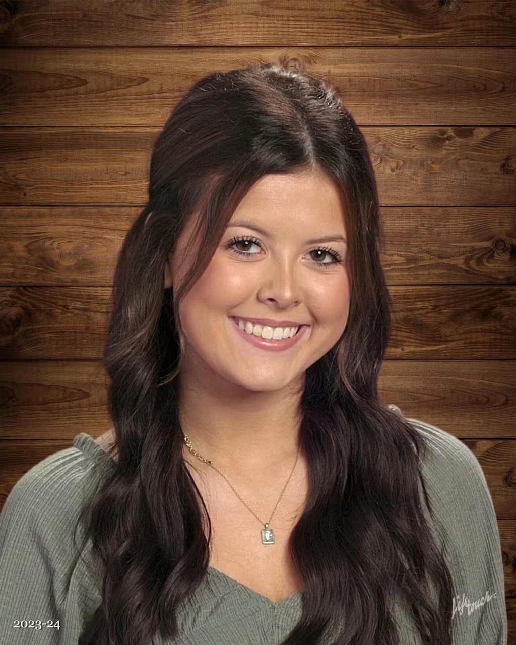 Customer photo review of Signature Syn Halo Hair Extensions Buy 1 Get 3