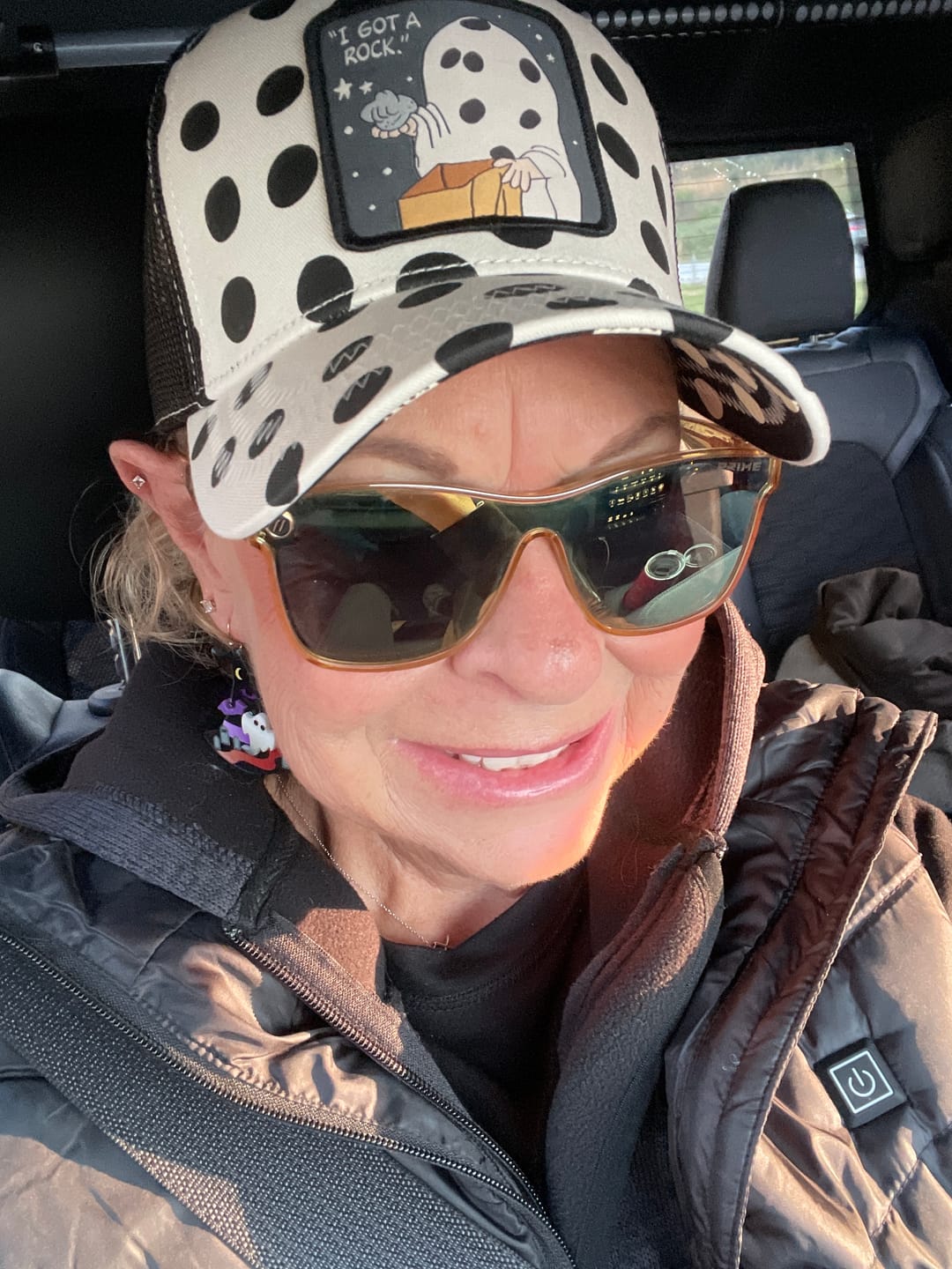 Customer photo review of OVERLORD X Peanuts: "I Got A Rock" Trucker Cap