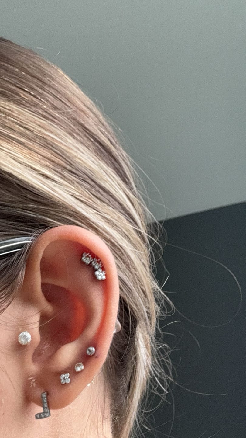 Customer photo review of Bloomy Piercing | Titan