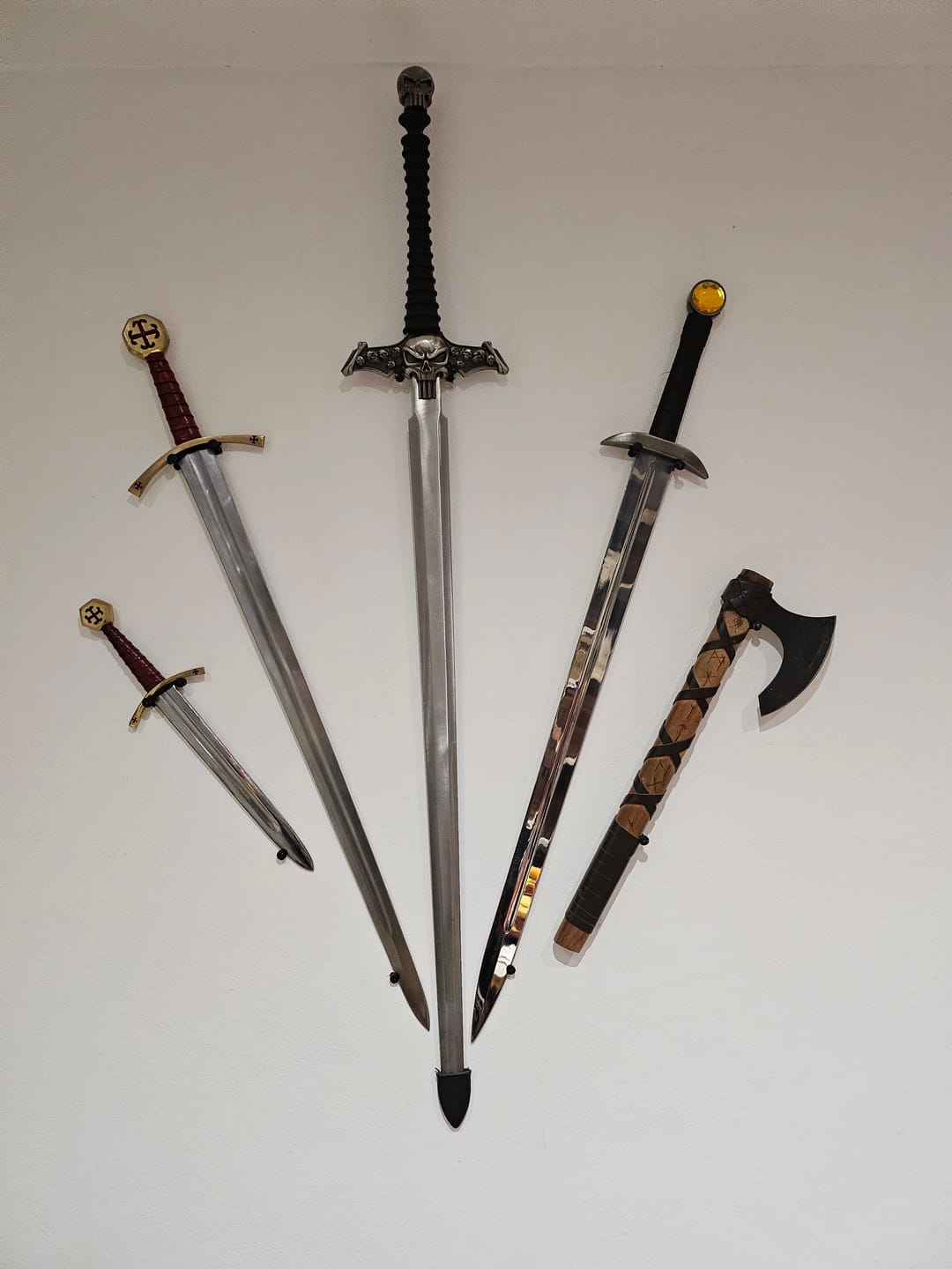 Customer photo review of Serpent Sword Kingdom Sword (AW912)