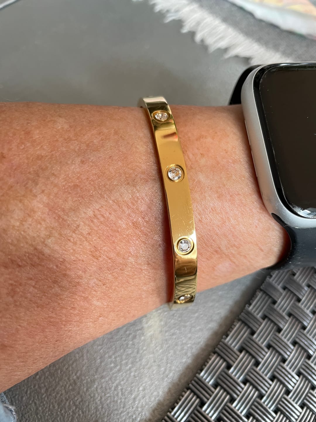 Customer photo review of Arianna Armreif | 18K vergoldet