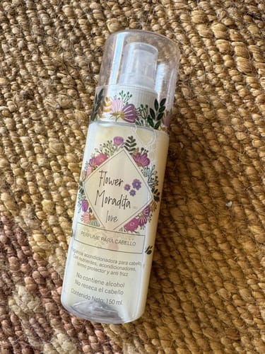 Customer photo review of 2 Perfumes para Cabello