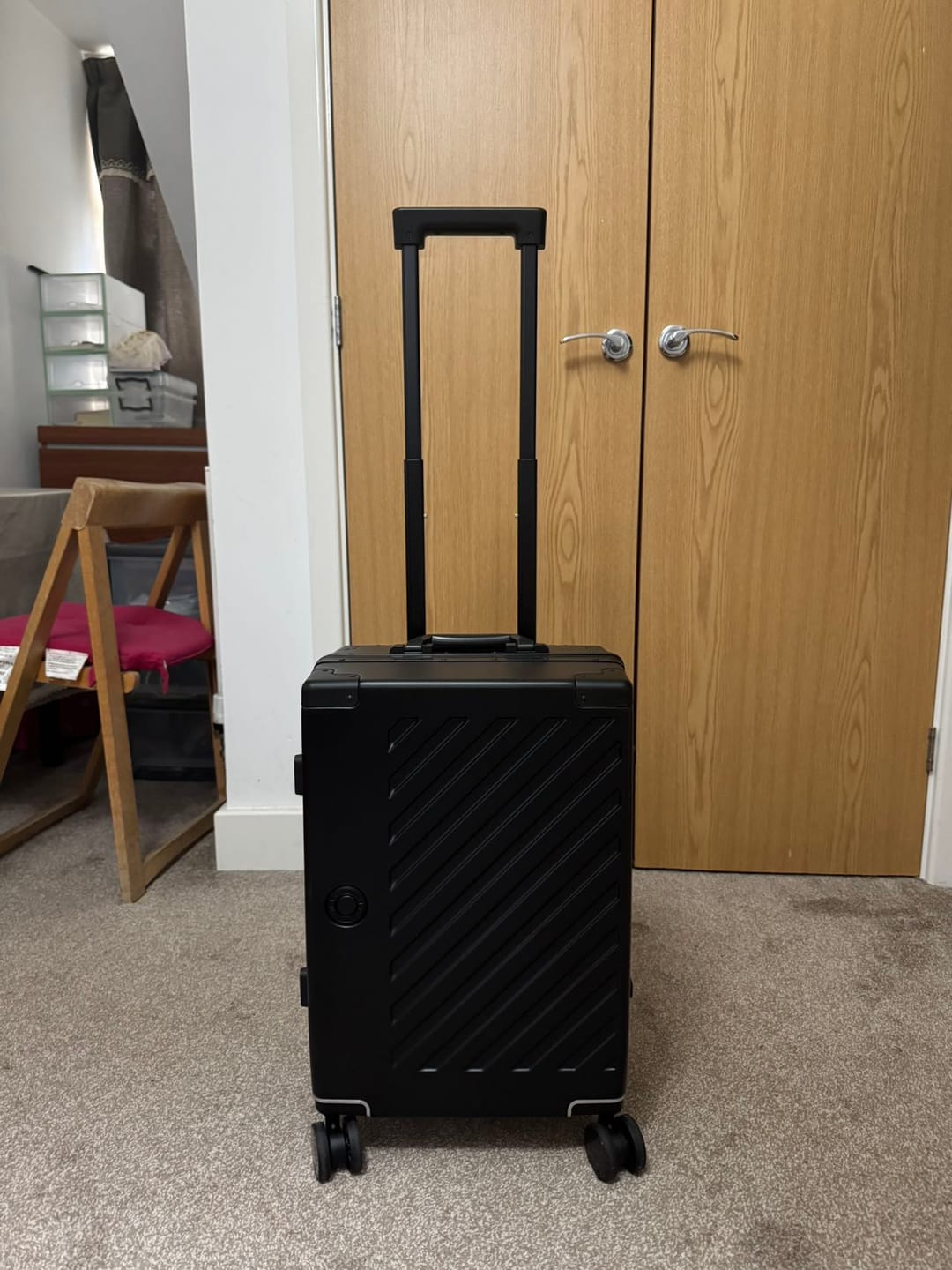Customer photo review of JLY UrbanNomad - Small Suitcase (54.5cm)
